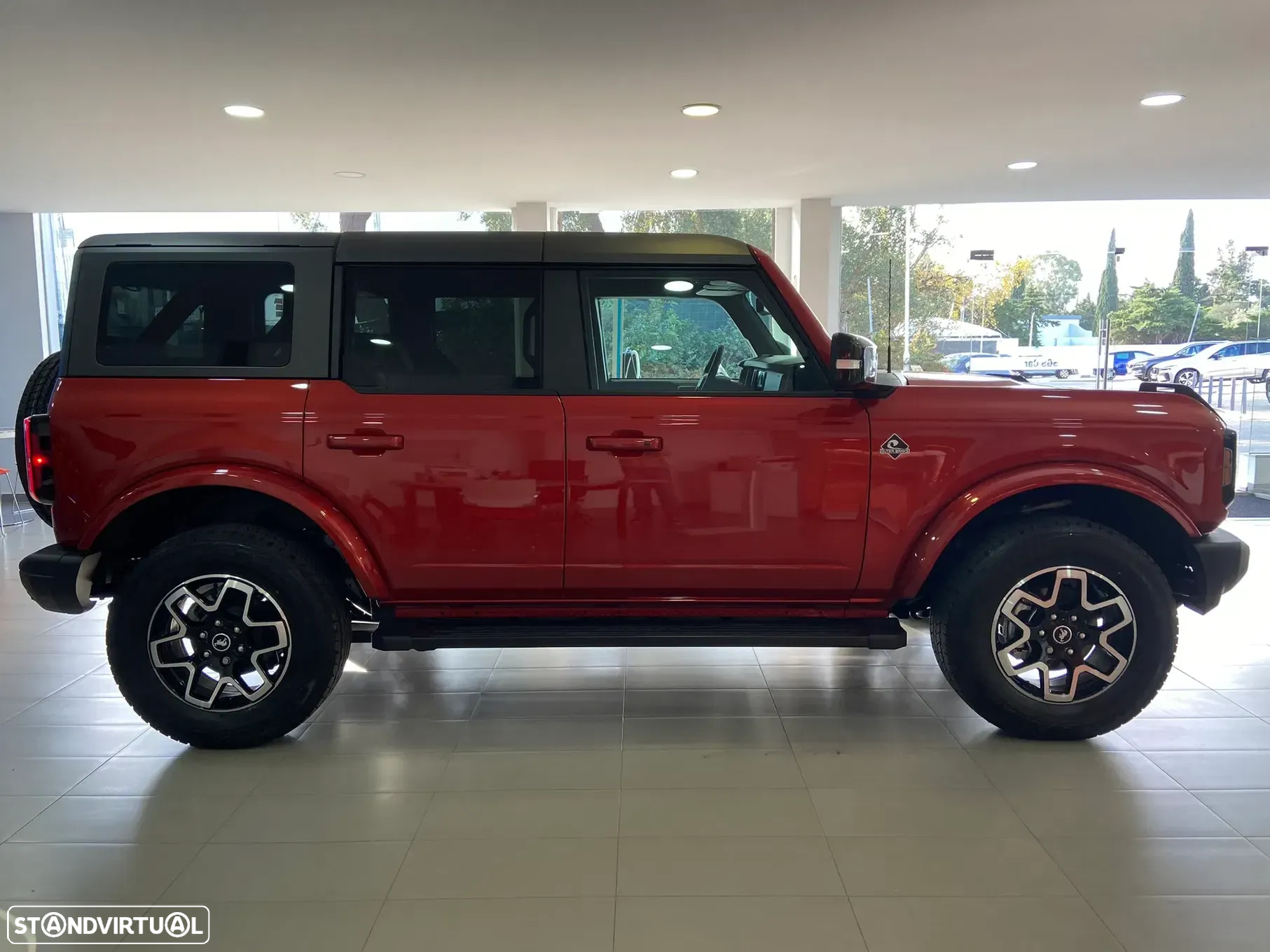 Ford Bronco 2.7 EcoBoost Outer Banks - 4