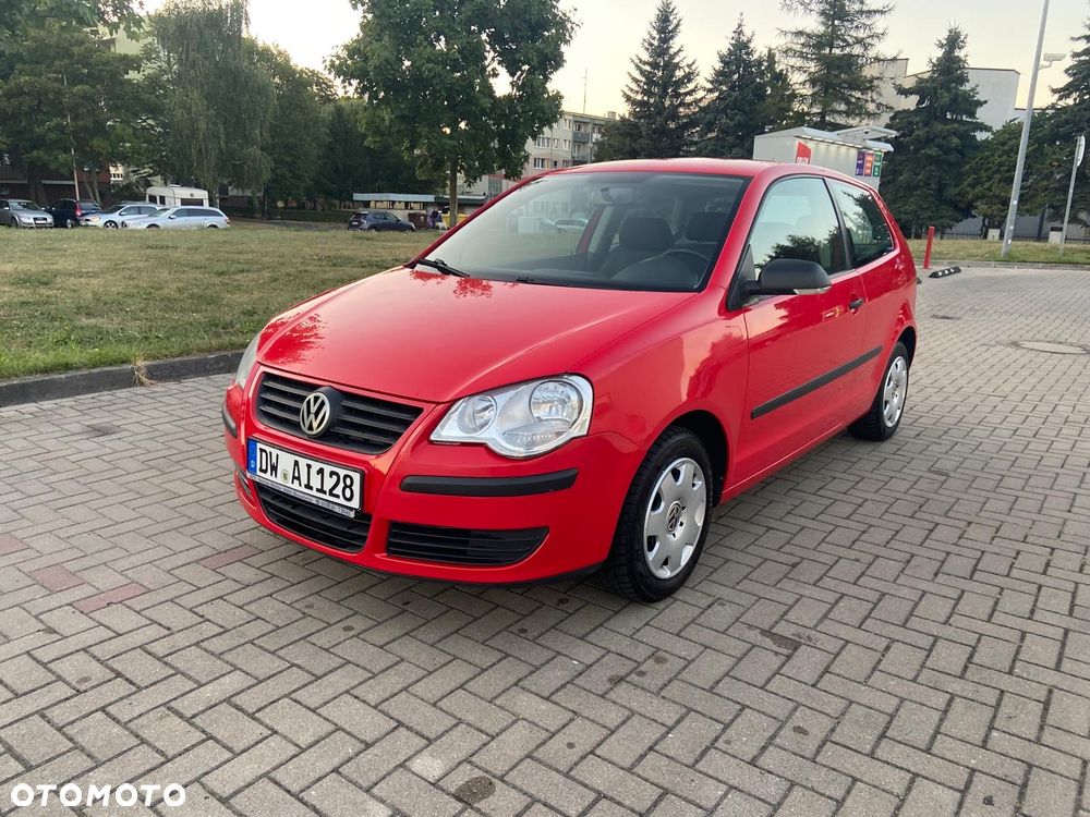 Volkswagen Polo 1.6 Trendline - 1