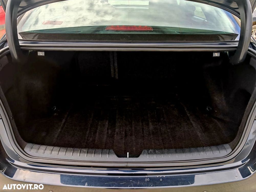 Kia Optima 1.7 DSL 7DCT Comfort - 26