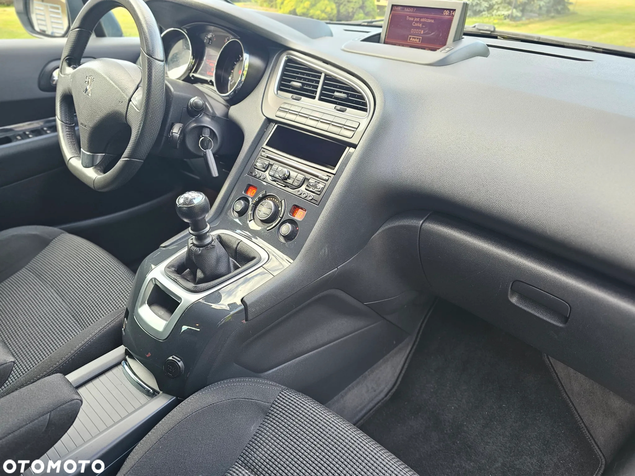Peugeot 5008 1.6 THP Allure 7os - 6