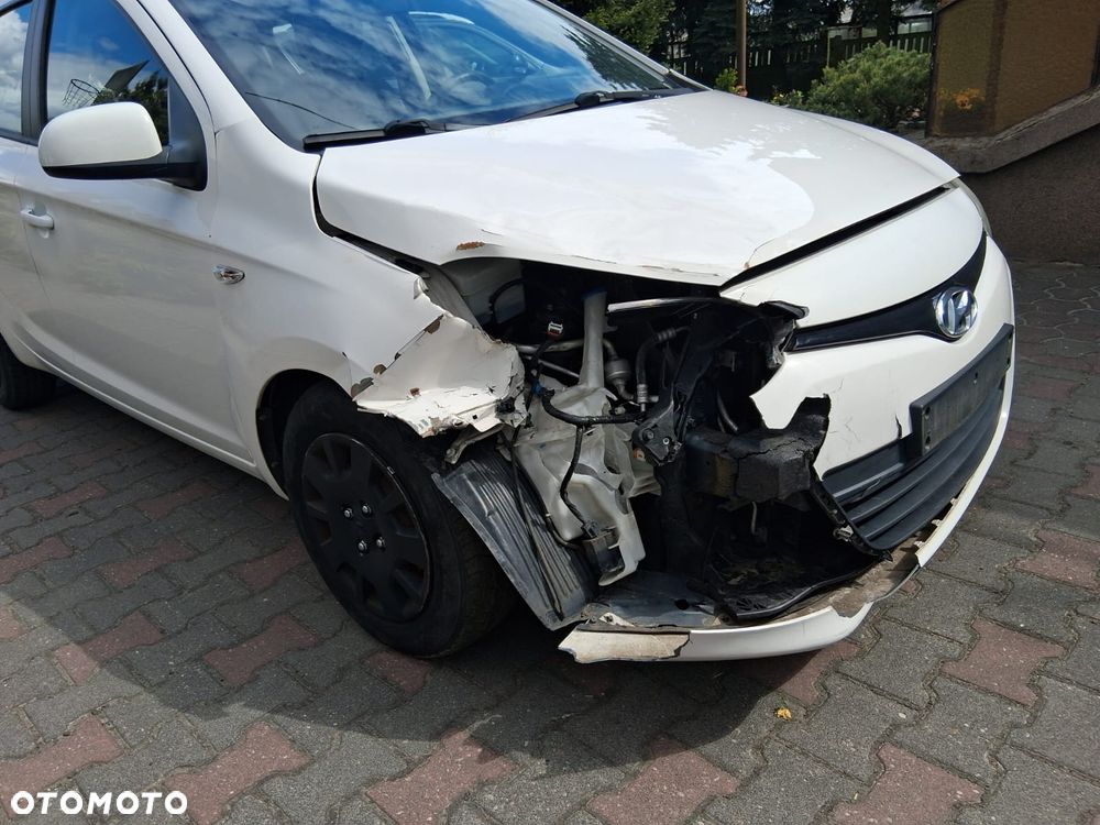 Hyundai i20 1.1 CRDi Comfort - 17