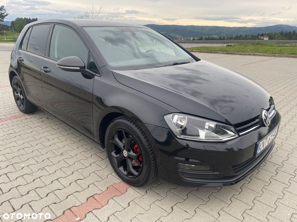 Volkswagen Golf - 10