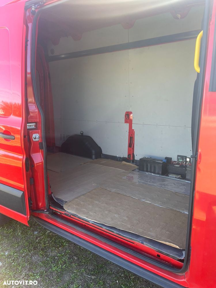 Ford Transit - 11