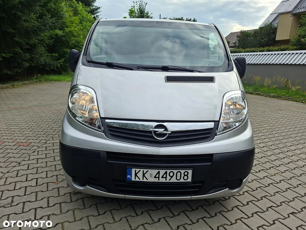 Opel Vivaro - 16