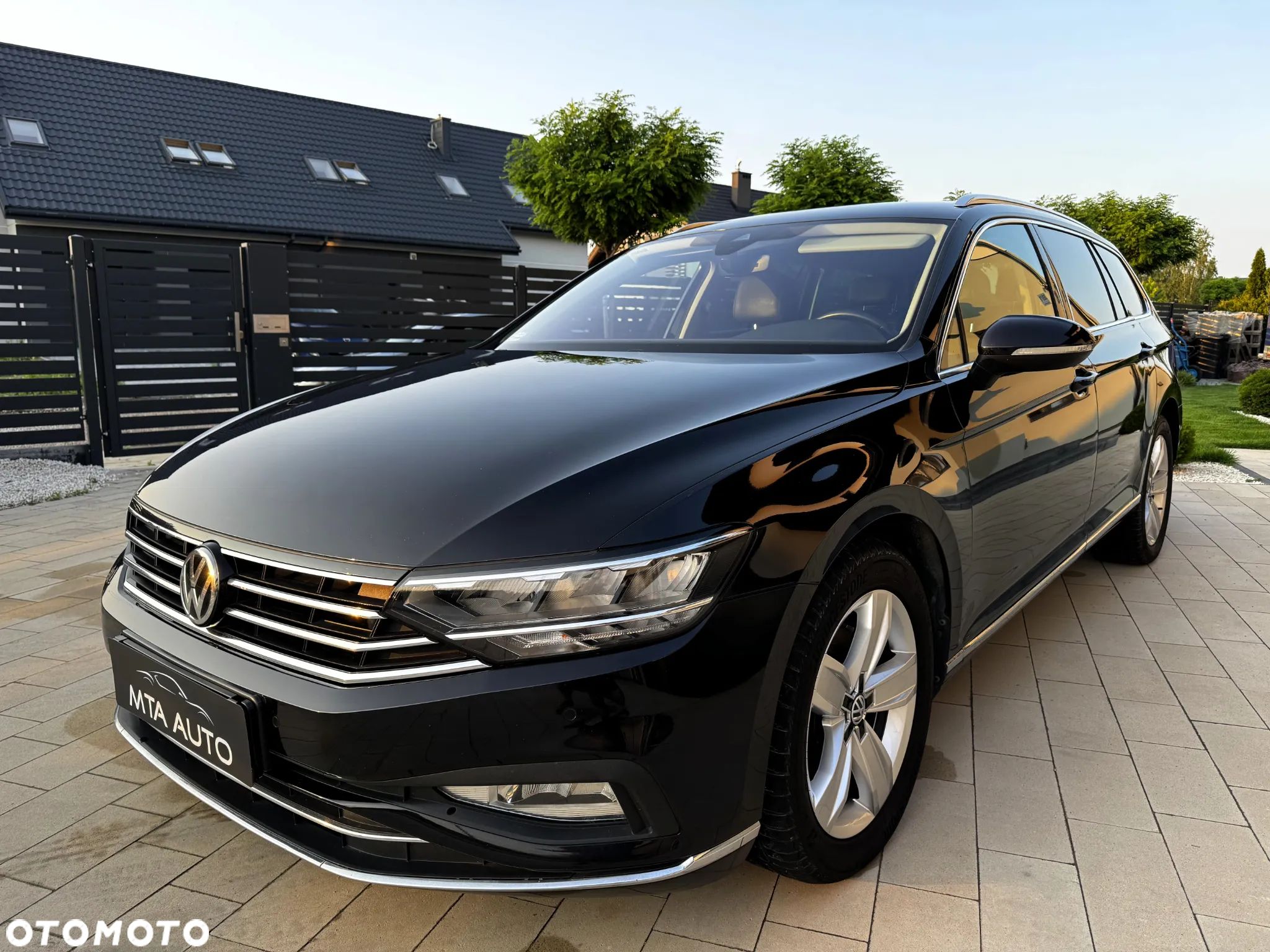 Volkswagen Passat 2.0 TDI 4Mot Elegance DSG - 1