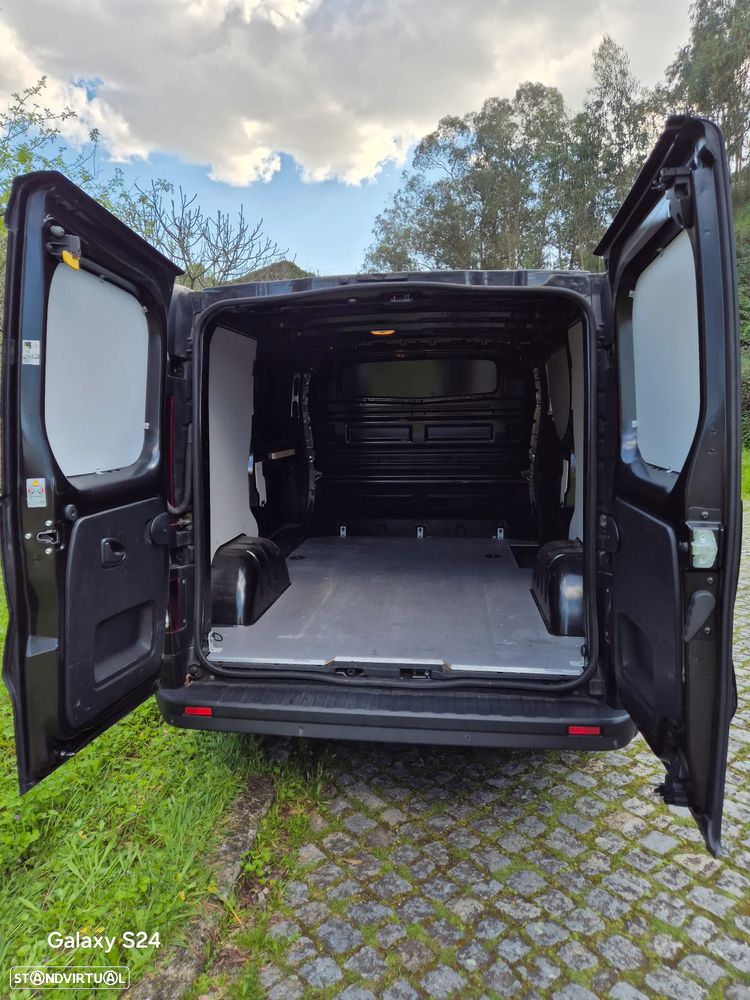 Opel Vivaro - 5
