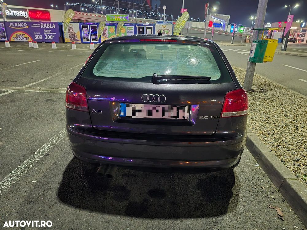 Audi A3 2.0 TDI DPF Ambiente - 2