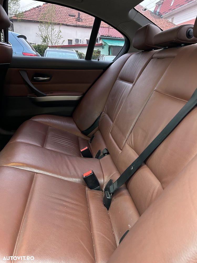 BMW Seria 3 318d - 6