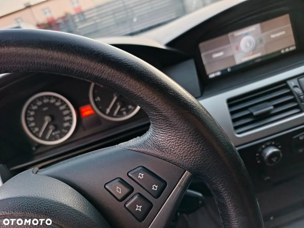 BMW Seria 5 - 15