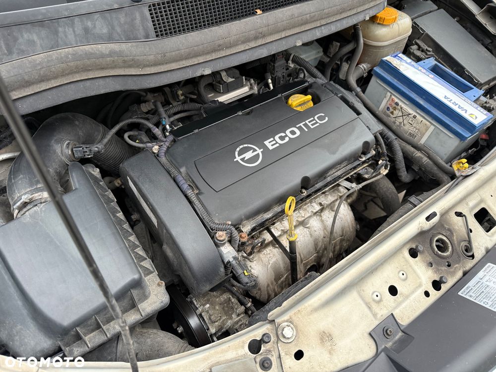 Opel Zafira 1.8 Family Plus - 33