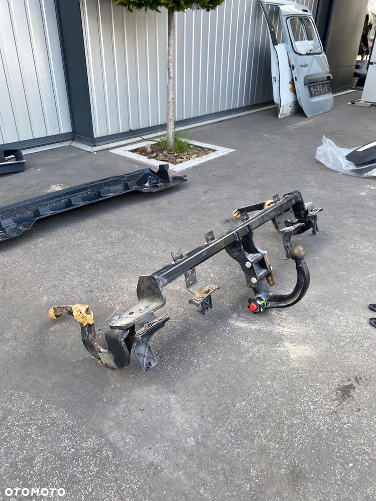 RENAULT CAPTUR 2 II WYPINANY ORYGINALNY FABRYCZNY HAK HOLOWNICZY WYPINANY NA KLUCZYK ZE ZDEJMOWANĄ GŁÓWKĄ KOŃCÓWKĄ  756121324R Wwa - 2