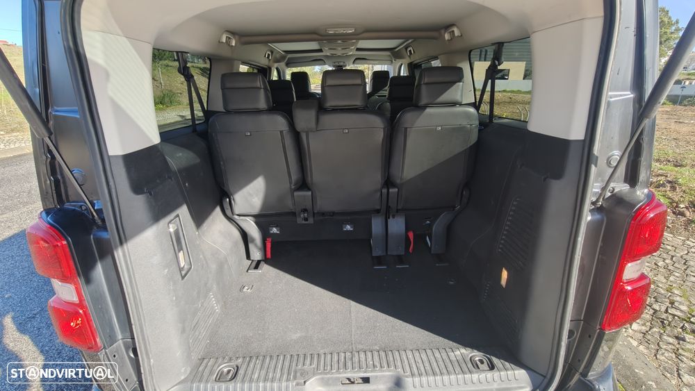 Peugeot Traveller 1.5 BlueHDi L3H1 Allure Long - 4