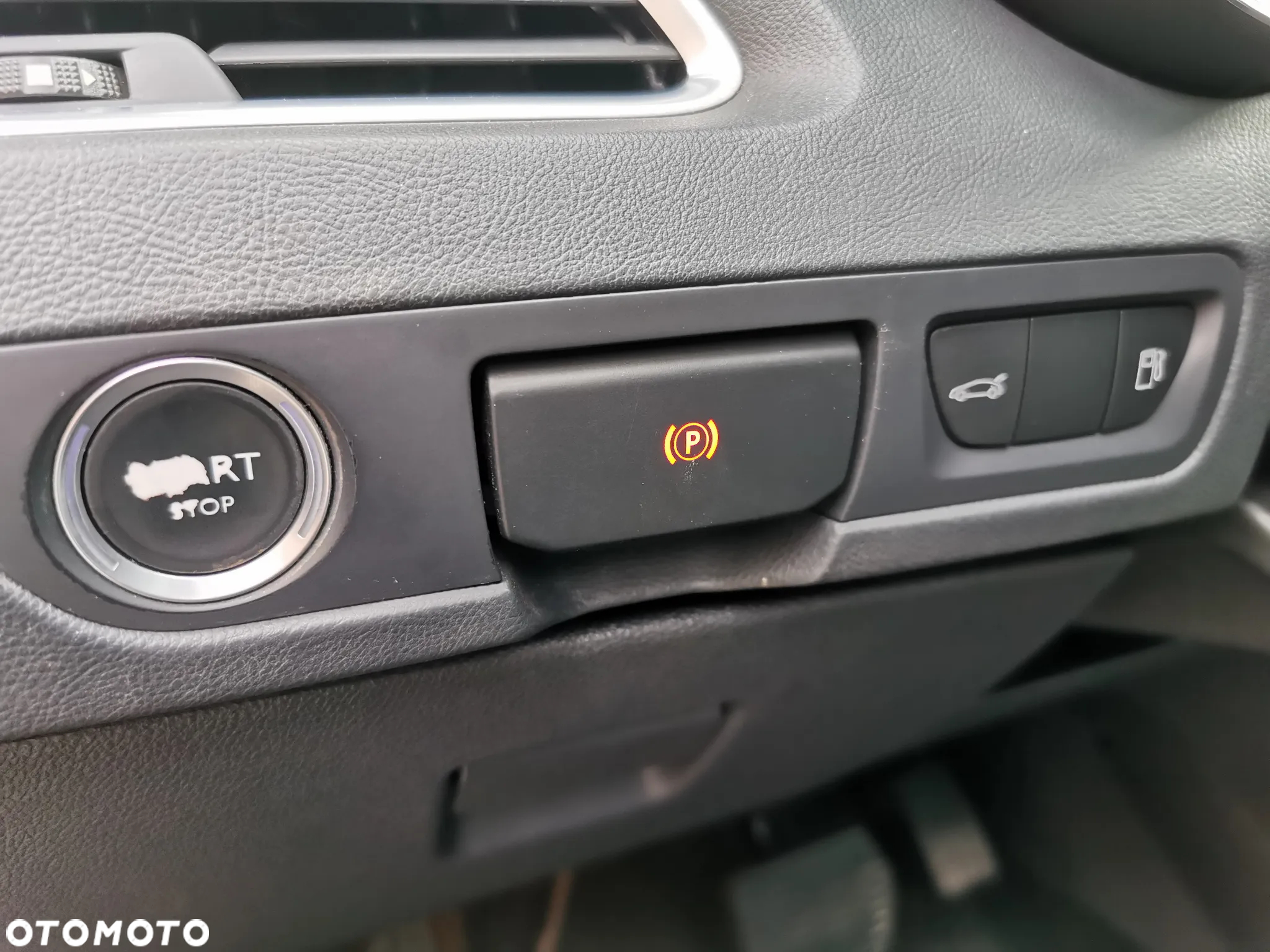 Peugeot 508 RXH 2.0 HDi HYbrid4 - 35