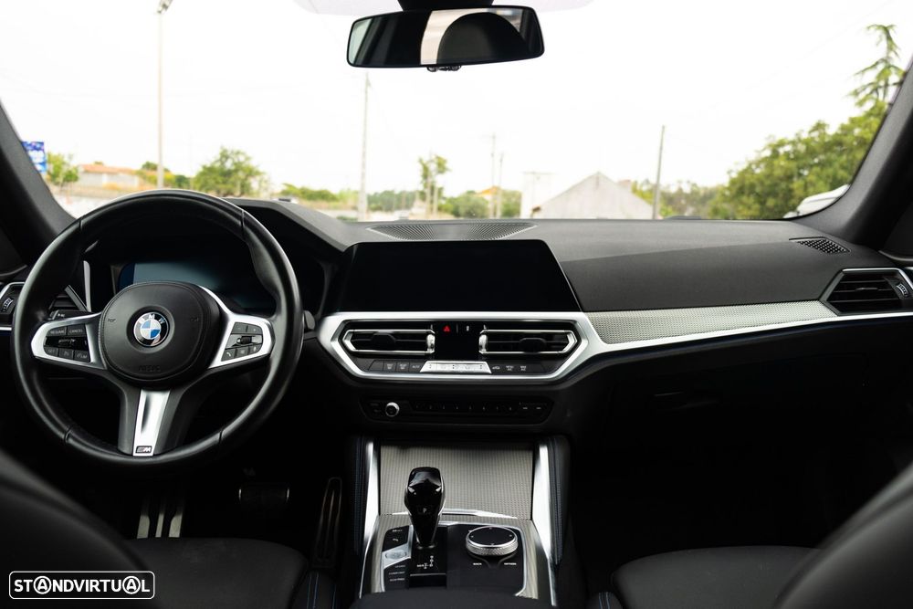 BMW 420 Gran Coupé d Pack M Auto - 39
