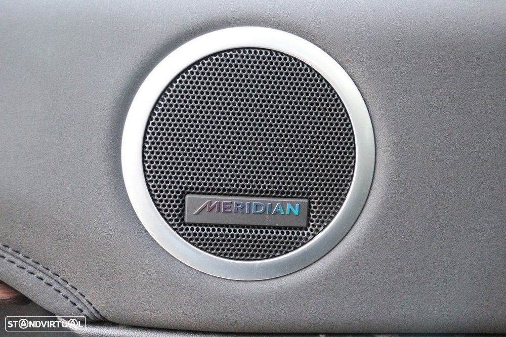 Land Rover Discovery 2.0 SD4 HSE Luxury Auto - 42