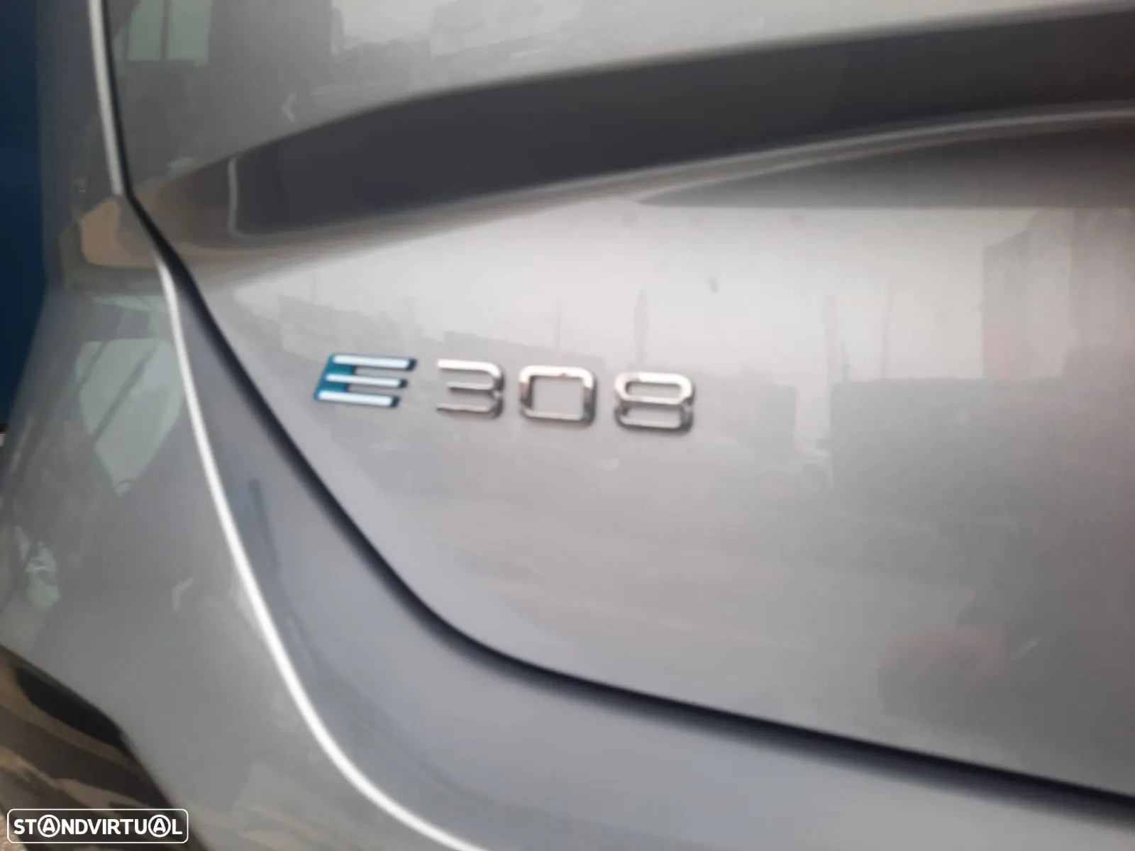 Peugeot e-308 SW 54 kWh Allure - 11