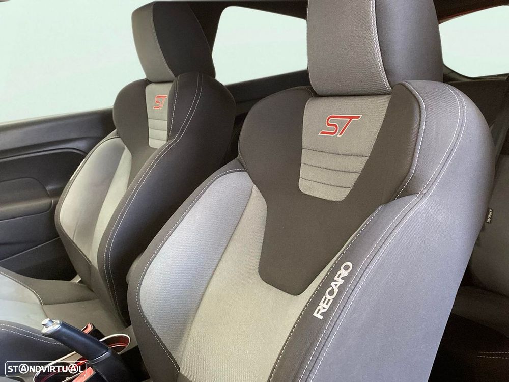 Ford Fiesta - 14
