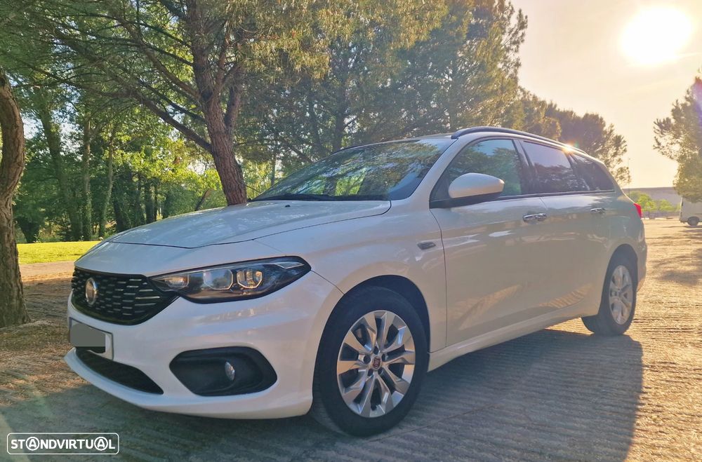 Fiat Tipo Station Wagon 1.3 M-Jet Lounge - 4