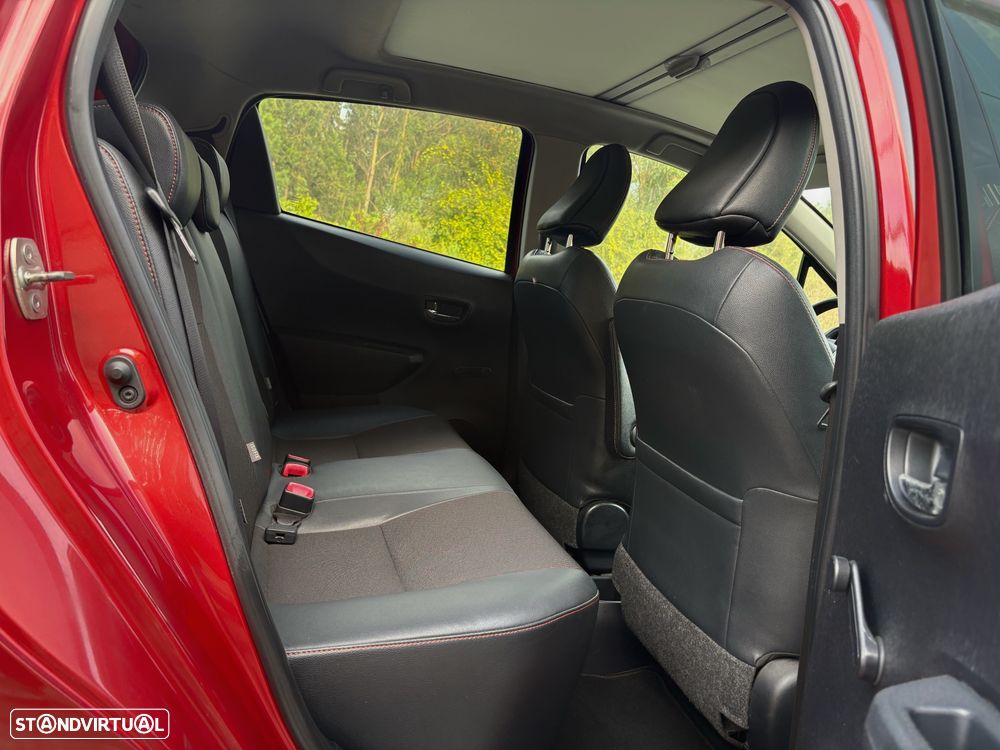 Toyota Yaris 1.33 VVT-i Sport +P.Techno +P.Plus+P.Luxury - 13