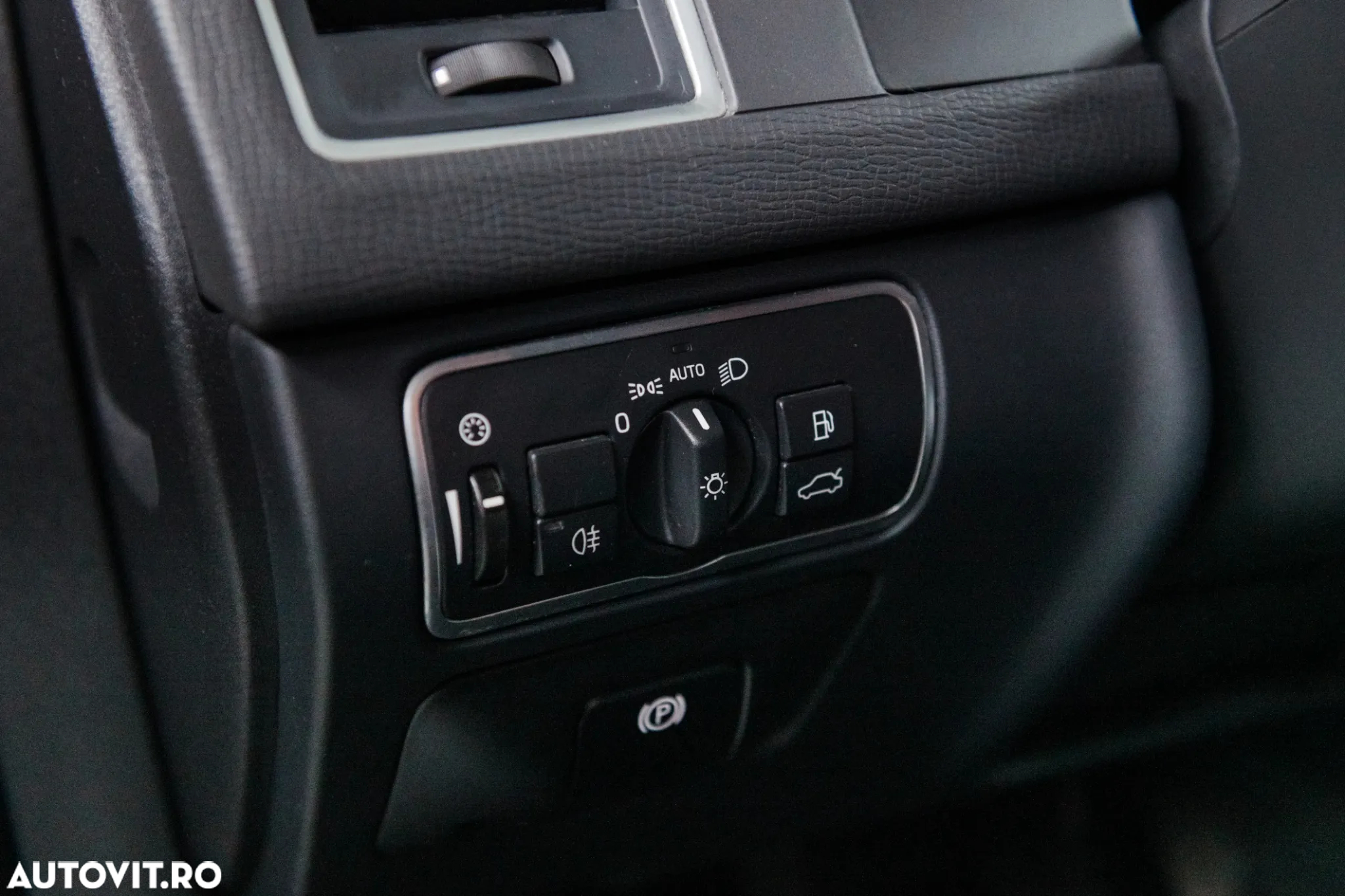 Volvo XC 60 D5AWD Start-Stop Summum - 12
