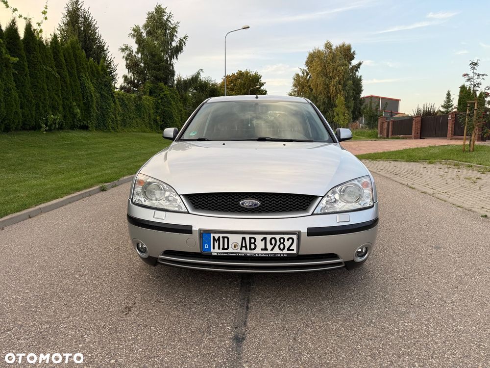 Ford Mondeo - 30