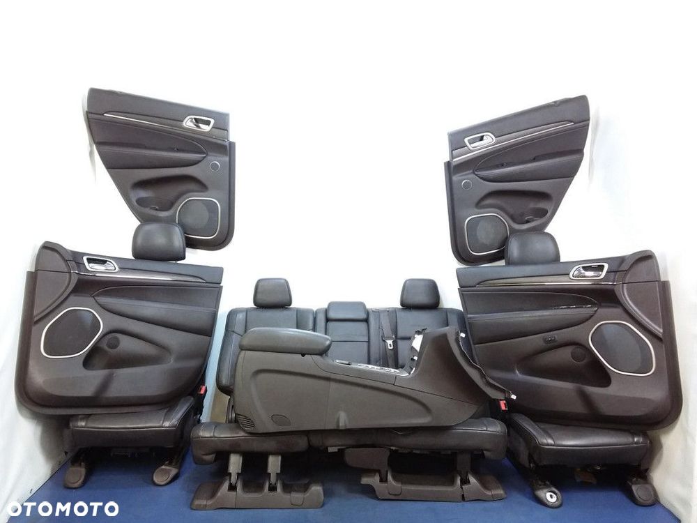 GRAND CHEROKEE WK2 FL FOTELE KANAPA KOMPLET SUMMIT - 1