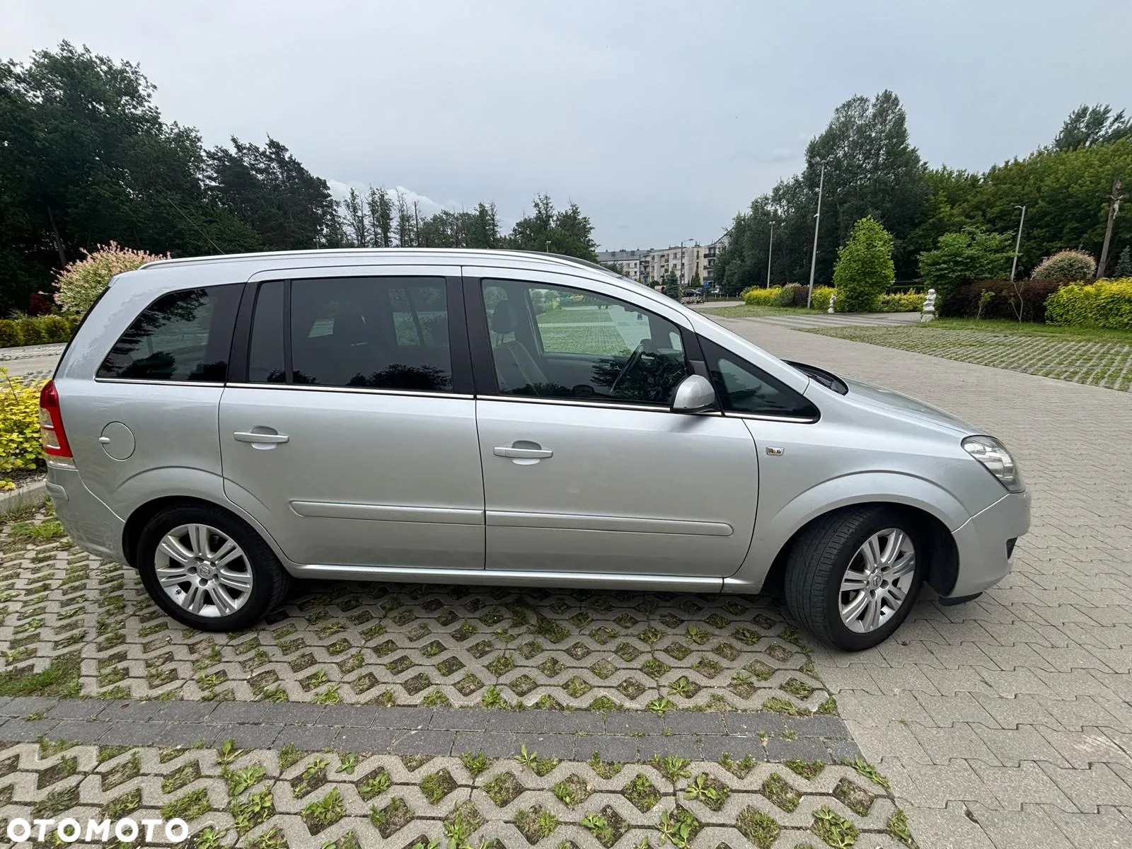 Opel Zafira 1.8 Cosmo - 5