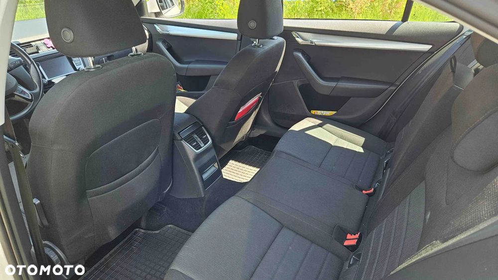 Skoda Octavia - 6