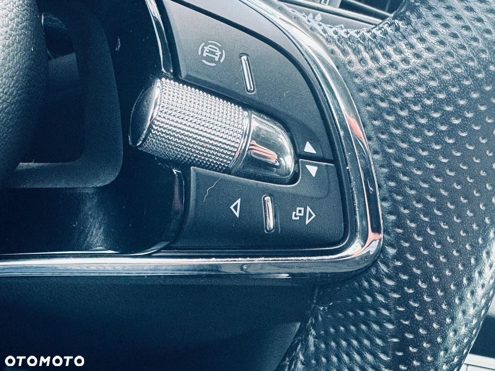 Skoda Karoq 2.0 TDI SCR 4x4 Style DSG - 25