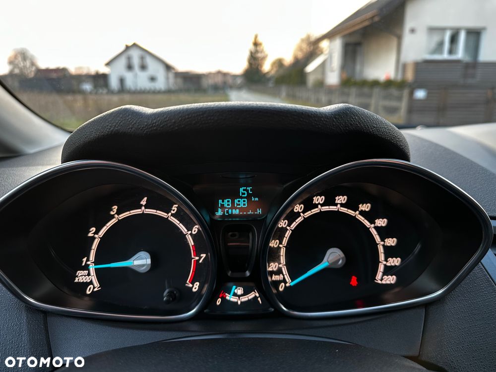 Ford Fiesta - 23