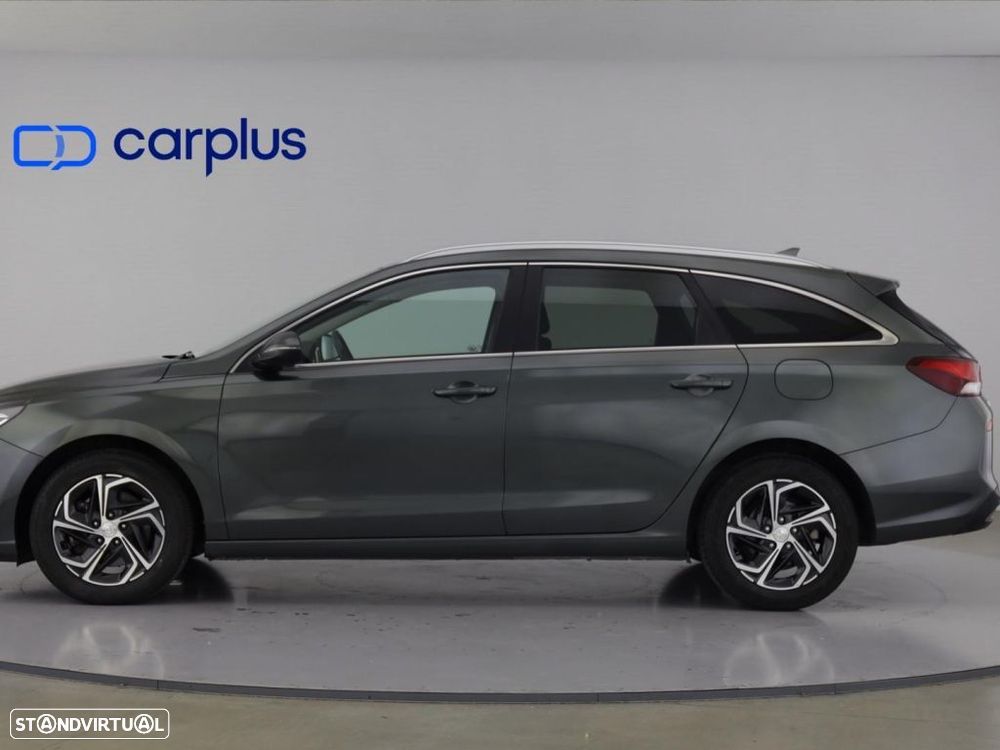Hyundai i30 1.6 CRDI STyle — fotografia 4