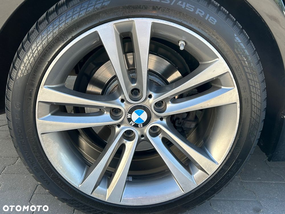 BMW Seria 3 320d Luxury Line - 14