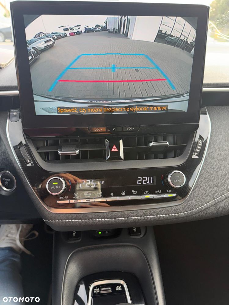 Toyota Corolla 1.8 Hybrid Executive - 18