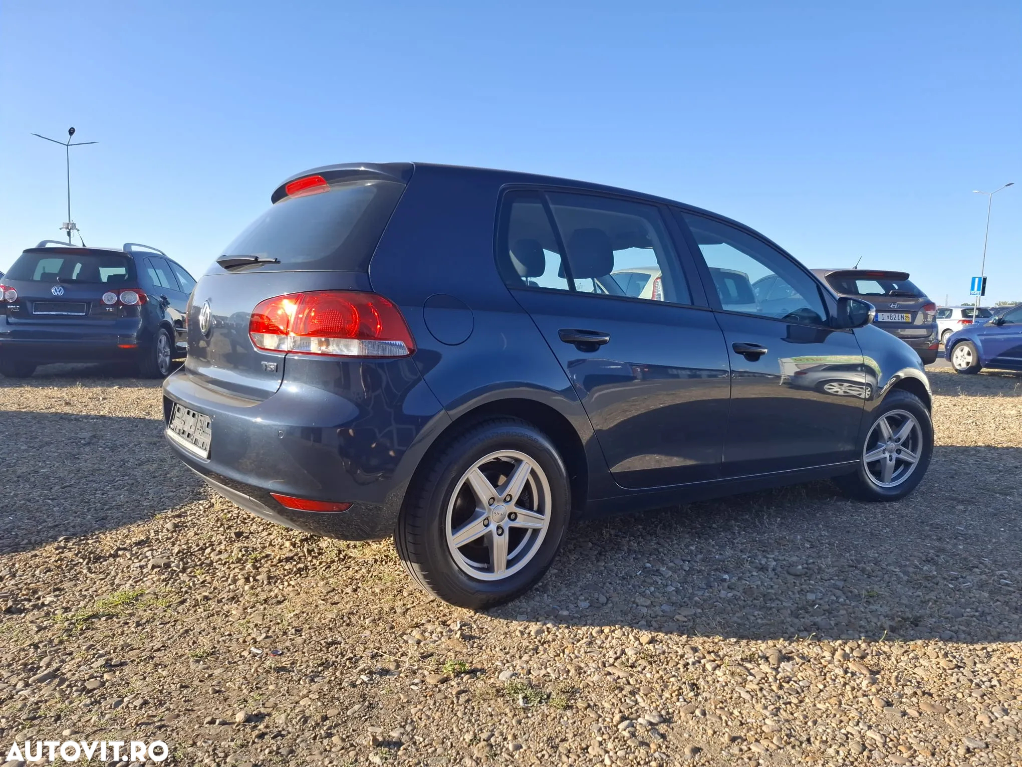 Volkswagen Golf 1.2 TSI Comfortline - 2