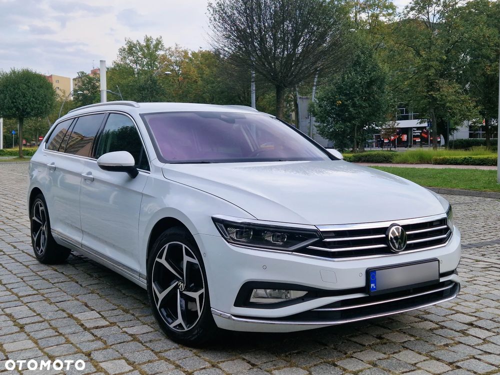 Volkswagen Passat 1.5 TSI EVO Elegance DSG - 1