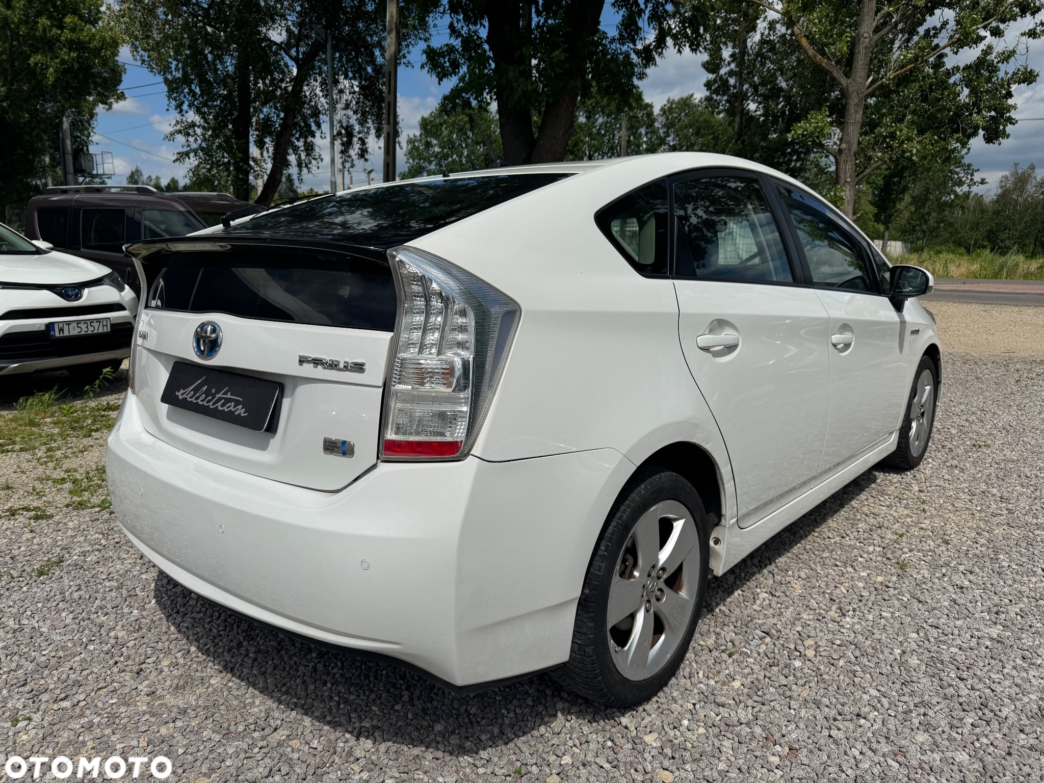 Toyota Prius (Hybrid) Comfort - 5