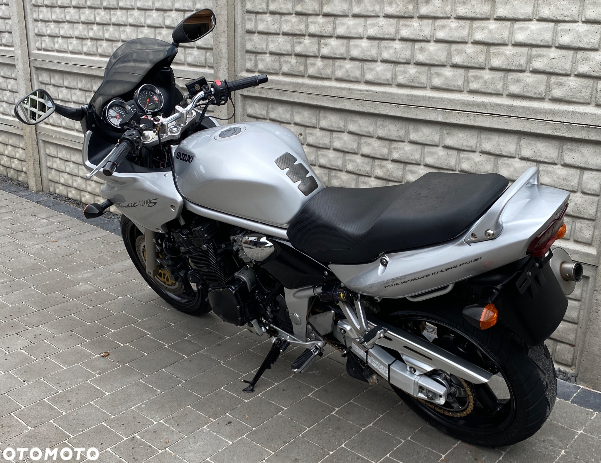 Suzuki Bandit - 12
