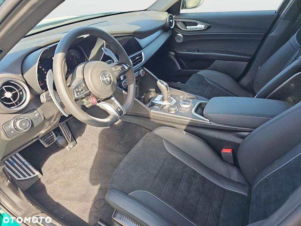 Alfa Romeo Giulia - 12