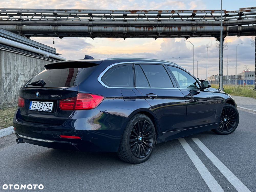 BMW Seria 3 320d Touring Sport-Aut Luxury Line - 9