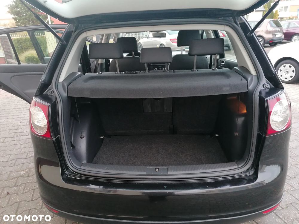 Volkswagen Golf Plus - 11