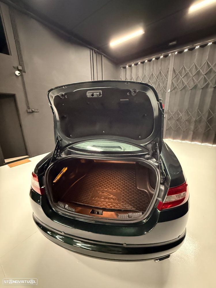 Jaguar XF 3.0 D V6 Premium Luxury - 10