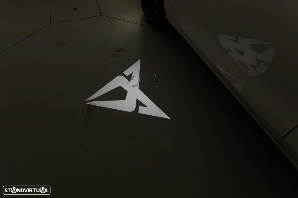 Cupra Leon ST 1.4 e-Hybrid MID DSG - 31