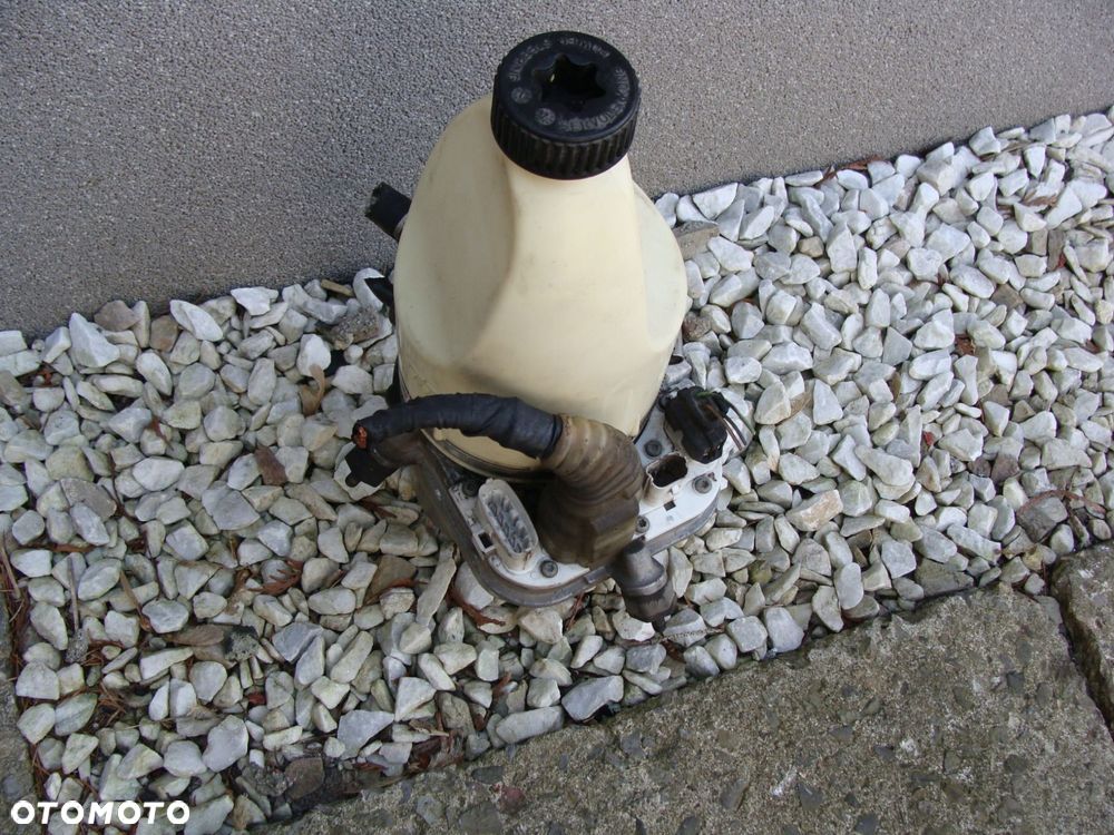 pompa wspomagania saab 9-3 93 !! - 1