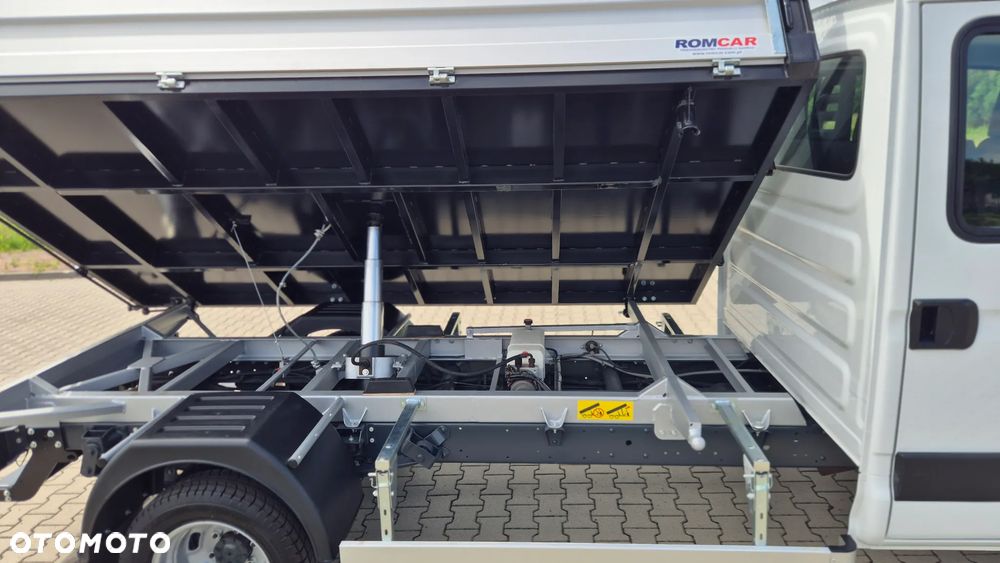 Iveco DAILY - 29