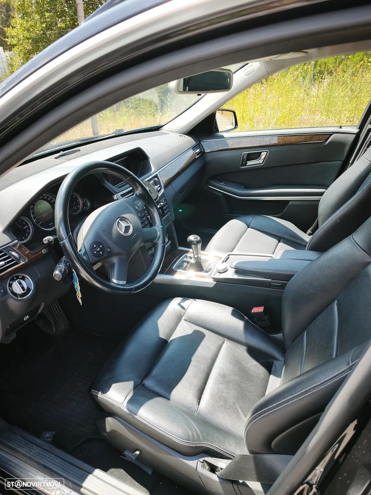 Mercedes-Benz E 220 CDI DPF BlueEFFICIENCY - 9
