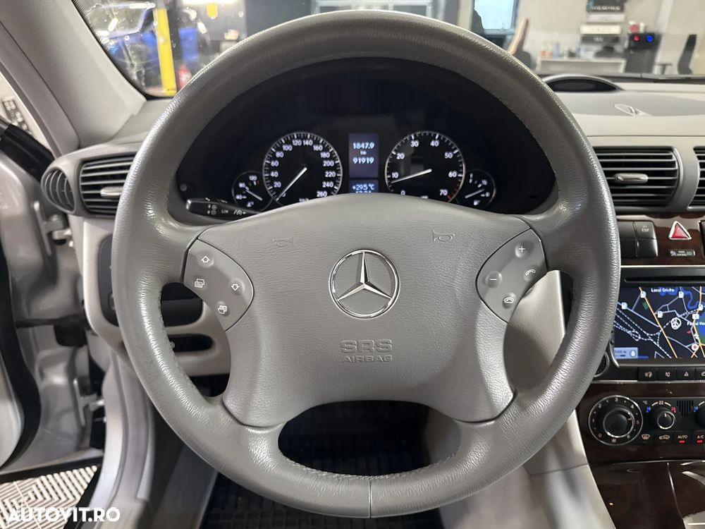 Mercedes-Benz C - 16