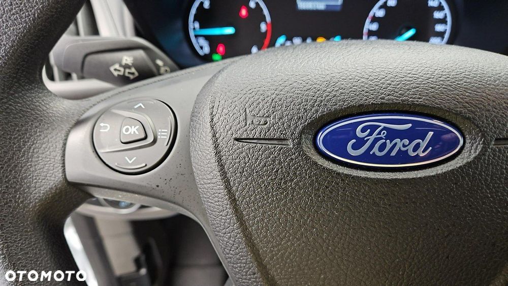 Ford Transit Connect - 16