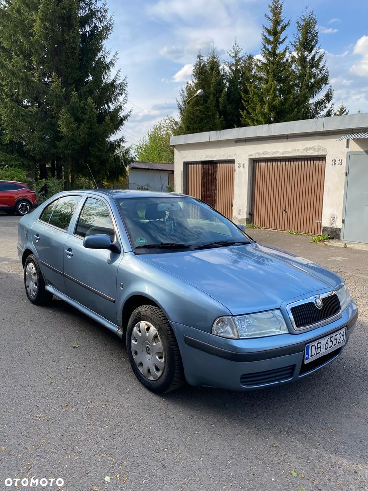 Skoda Octavia 1.6 Tour Plus Ice+ - 1