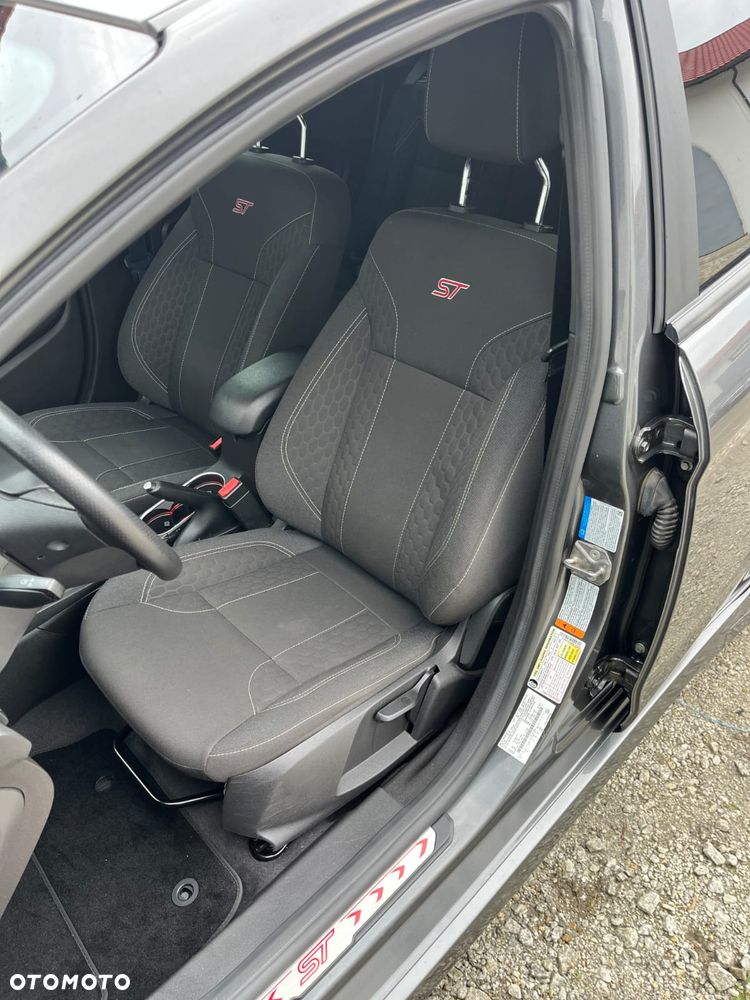 Ford Fiesta ST200 - 8