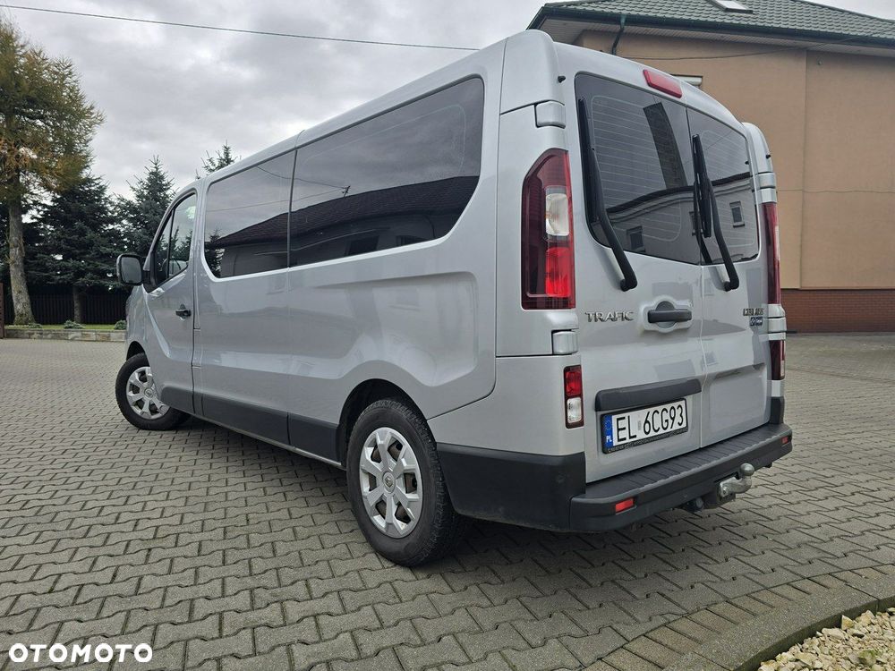 Renault Trafic - 12
